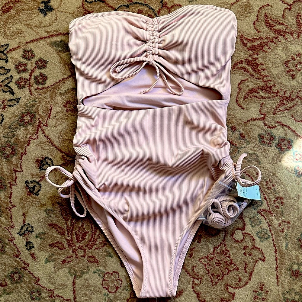 Aerie one-piece ribbed swimsuit with cutout